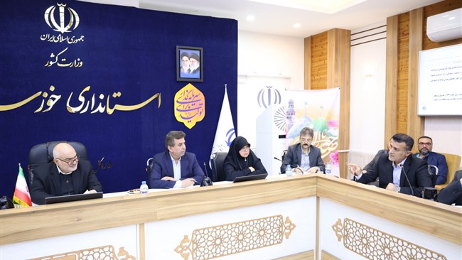 مطالبات بخش خصوصی خوزستان در سفر پیش‌روی هیات دولت طرح خواهد شد | پیگیری اجرای توافق‌نامه واردات کالای اساسی خوزستان از عراق با تشکیل کارگروه