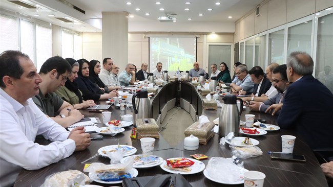 اصول سه‌جانبه‌گرایی در فرآیند دادرسی بیمه‌ای و مالیاتی مورد توجه قرار گیرد