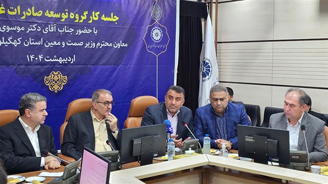 بخشنامه‌های خلق‌الساعه موجب سردرگمی فعالان اقتصادی می‌شود | تقویت منابع مالی استان با انتقال حساب فروشگاه‌های زنجیره‌ای