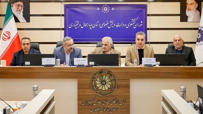 قیمت‌گذاری دستوری فسادآفرین است | لزوم اجتناب بانک مرکزی در حوزه تخصیص ارز