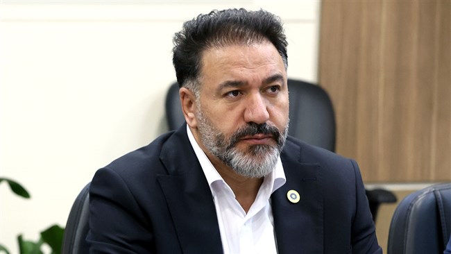 اقتصاد ایران شیشه‌ای مات در برابر فعالان اقتصادی | بلاتکلیفی در اقتصاد هدررفت سرمایه و زمان را به دنبال دارد