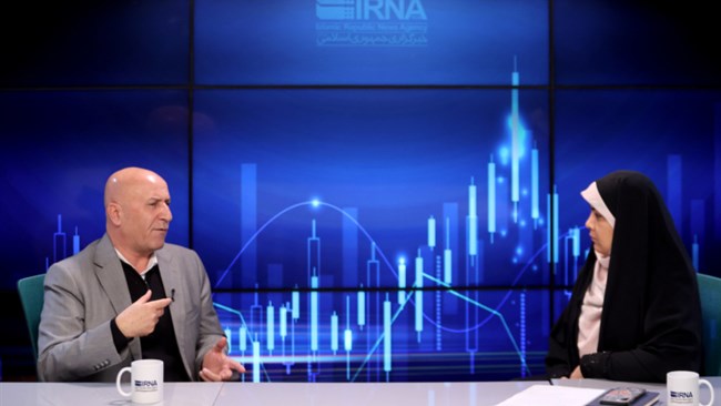 ارز چند نرخی منابع ملی را از بین می‌برد | اصلاحات ارزی اخیر با نظارت به نتیجه می‌رسد