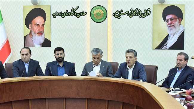 تداوم بی‌ثباتی در مدیریت صمت، تهدیدی برای اقتصاد آذربایجان غربی است