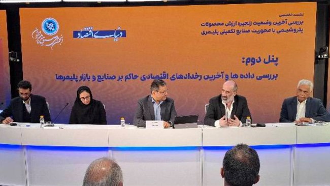 بقای واحدهای صنعتی در شرایط حاضر نیازمند مدیریت جریان نقدینگی است | احتمال تداوم کاهش قیمت جهانی پلیمر