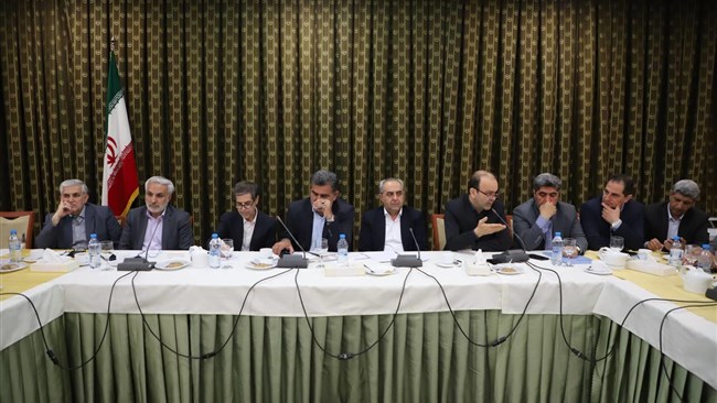 برای جبران مشکلات معیشتی کارگران و بازنشستگان به ۲۵۰ همت بودجه نیاز است