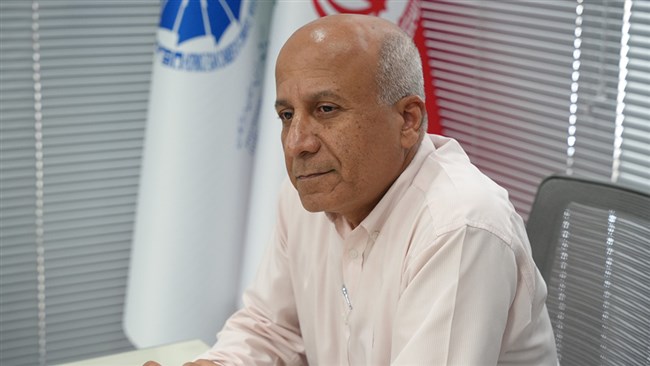 اولین باغ مرکبات هوشمند هرمزگان در شهرستان رودان راه اندازی شد
