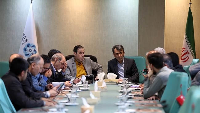  فعالان اقتصادی خواستار بازنگری در سیاست‌های ارزی و توزیع نهاده‌ها شدند | مطالبه عدالت ارزی و نجات تولید از سردرگمی سیاست‌ها