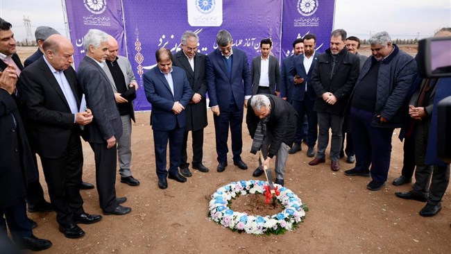 آیین کلنگ‌زنی احداث ساختمان جدید اتاق یزد برگزار شد