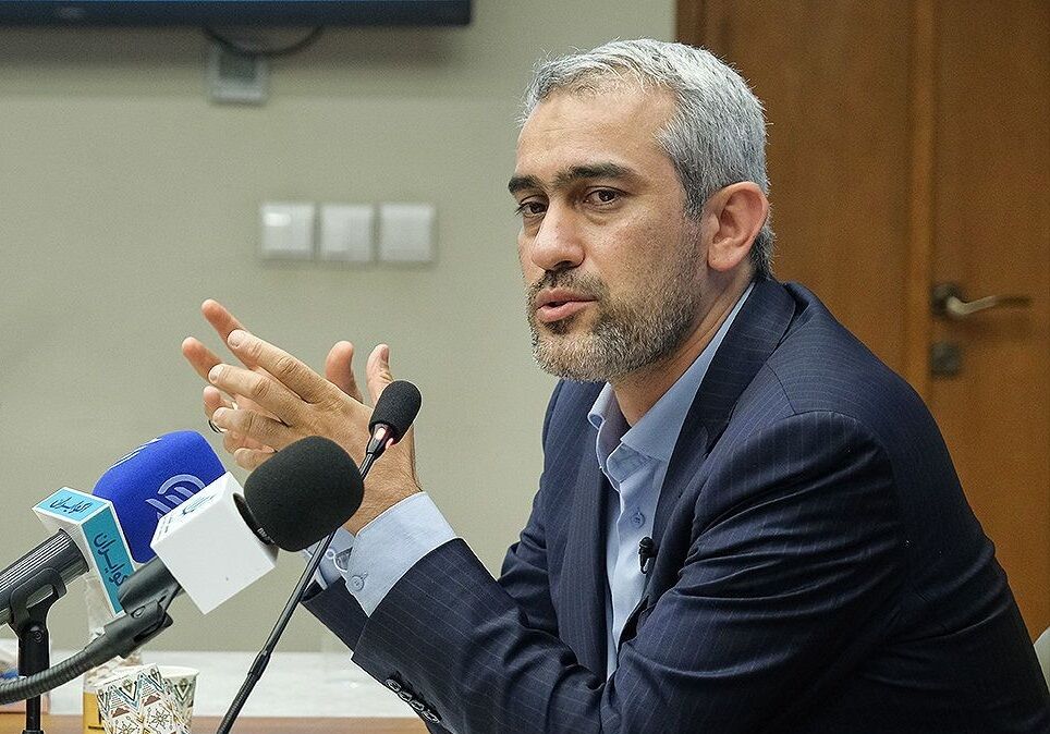 وزیر پیشنهادی اقتصاد با برنامه اصلاح ساختاری، مدافع تولید و تجارت است