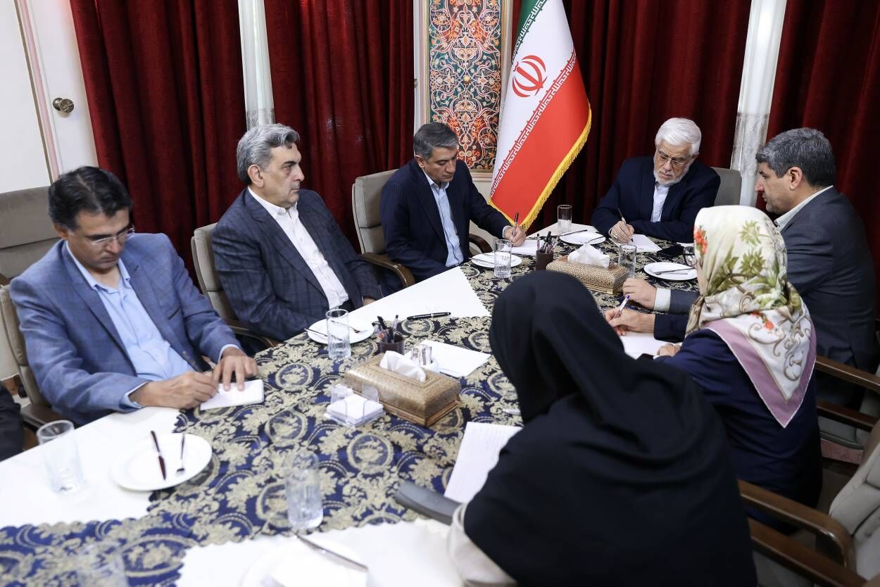 عارف:رای مجمع تشخیص مصلحت در مورد پالرمو «پیام سیاسی» دارد