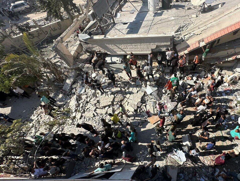 گاردین: حملات اسرائیل به مدارس پناهگاه‌های غزه عمدی است