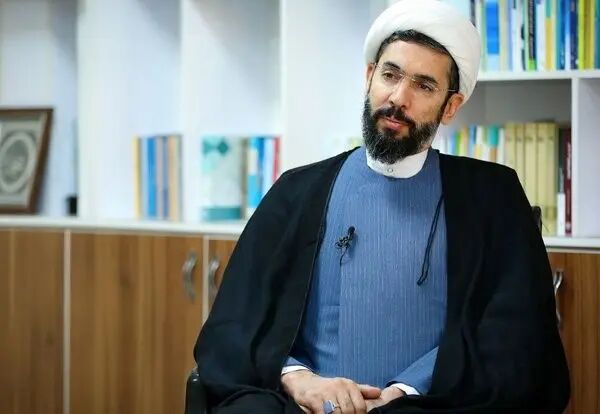 دانشگاه مرکز اصلی تولید محتوا در شناساندن امام (ره) به نسل جدید است