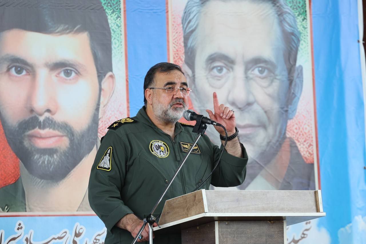 نقش متخصصان توانمند کشور در بی‌نیازی نیروی هوایی از بیگانگان