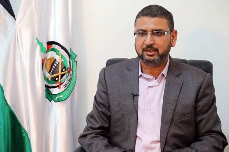 مقام حماس: عباس هیچ مشروعیتی برای بحث در مورد سلاح‌های مقاومت ندارد