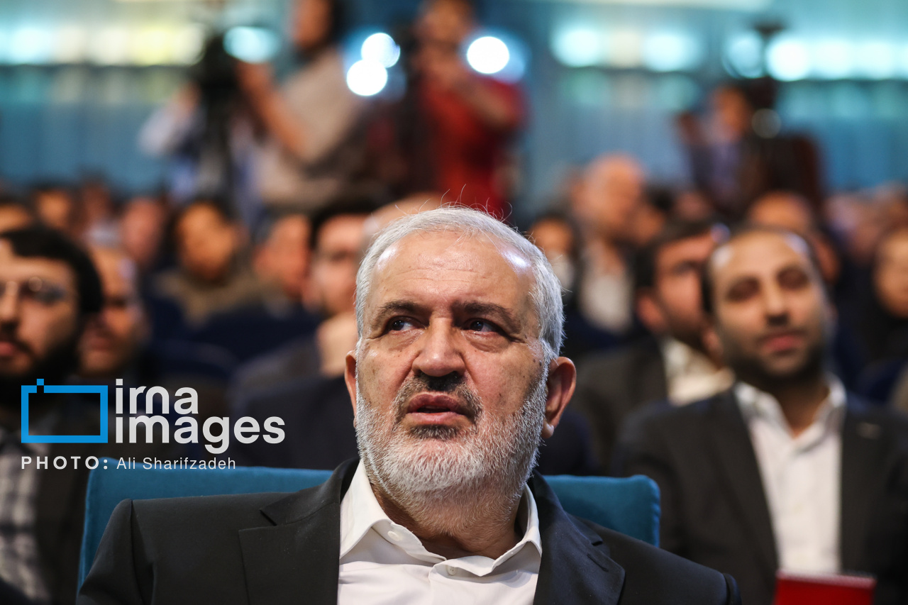 وزیر نیرو: جذاب کردن محیط کسب و کار برای سرمایه گذاران دنبال می شود